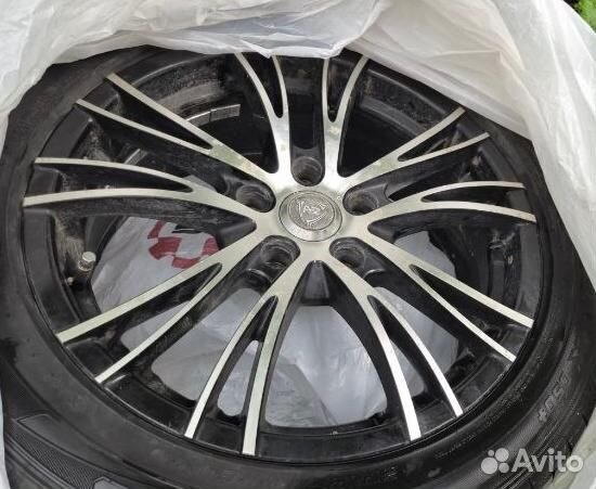 Литые диски R17 7J 5X114.3 ET35 NZ F-53