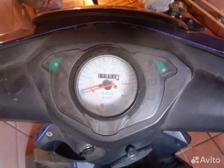 Продаётся скутер lifan