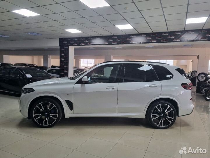 BMW X5 3.0 AT, 2023, 11 000 км