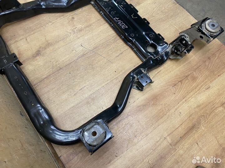 Балка подмоторная Подрамник Vw Transporter T6