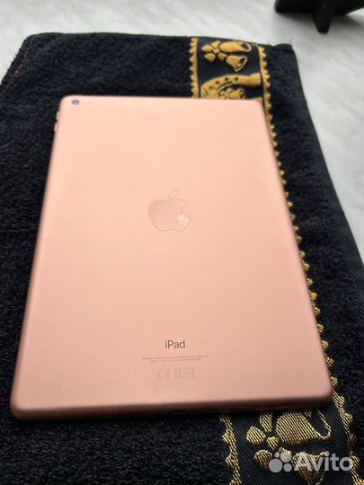 Планшет Apple iPad 7
