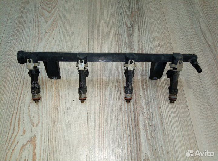 Рампа топливная Renault logan 2