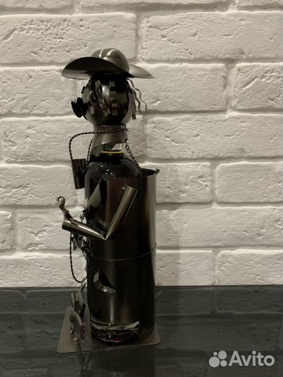 Оригинальный подарок(металическая статуэтка)