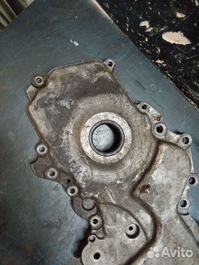 Передняя крышка двигателя Nissan Qashqai 2.0