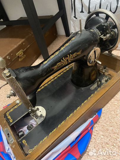Швейная машина Подольск ручная