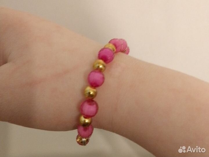 Браслет из бусен