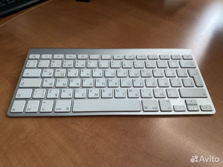 Клавиатура Apple