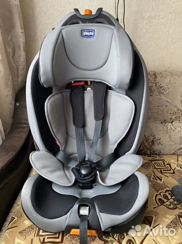 Автокресло Chicco Gro-Up 123