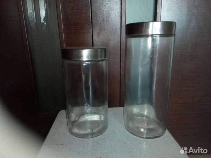 Банки для хранения сыпучих продуктов