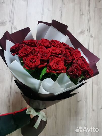 Доставка 101 розы