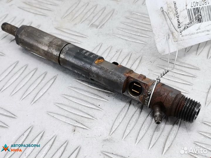 Форсунка Renault Modus 2006 8201265846