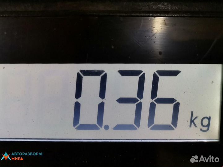 Форсунка Volkswagen Passat B6 2008 03L130277