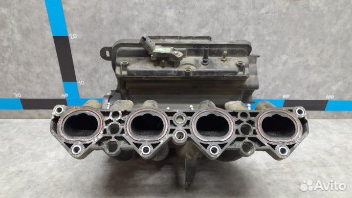Впускной коллектор Peugeot 408 1.6 (EC5) 116 MT
