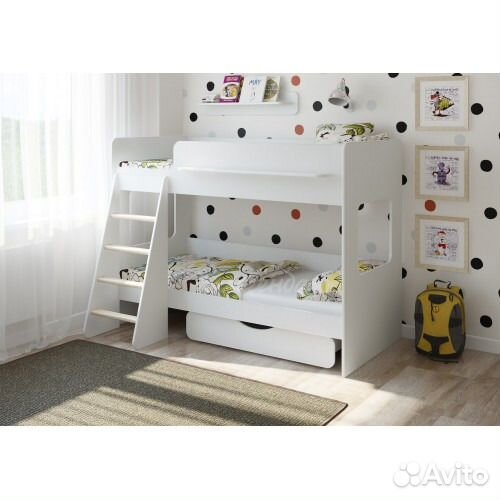 Двухъярусная детская кровать
