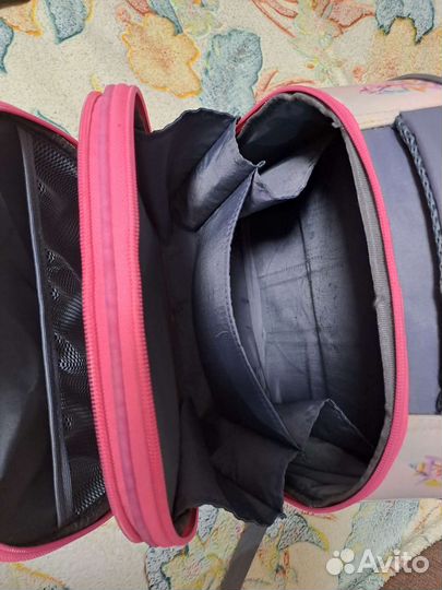 Школьный рюкзак