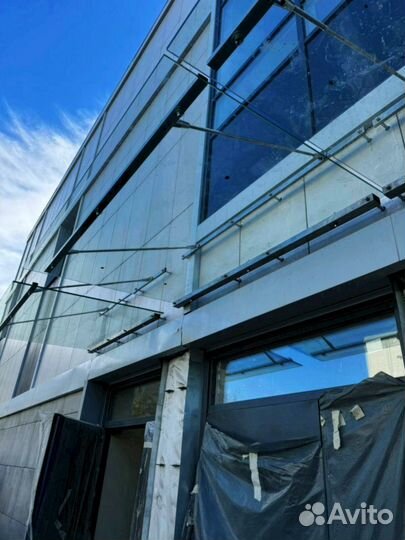 Козырек стеклянный