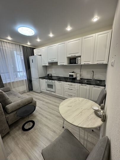 1-к. квартира, 37 м², 4/14 эт.