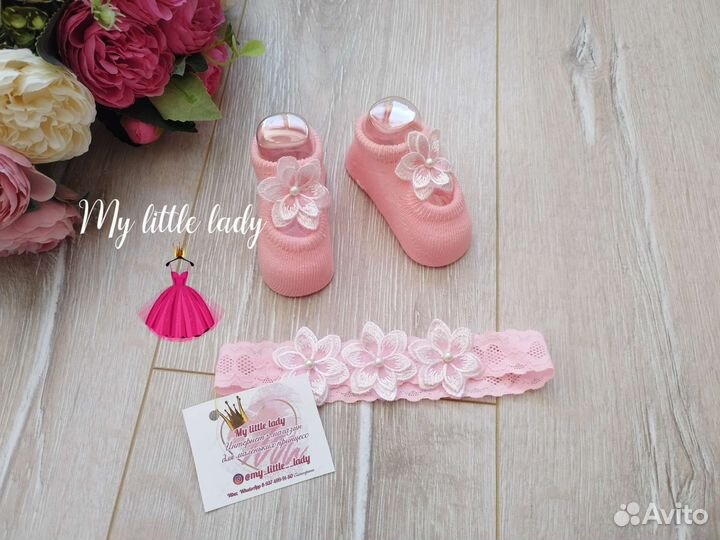 Комплект для малышки пинетки и повязка новый