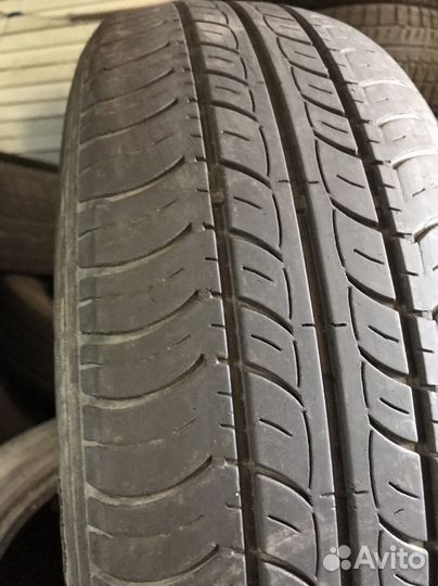 Tracmax F102 185/70 R14