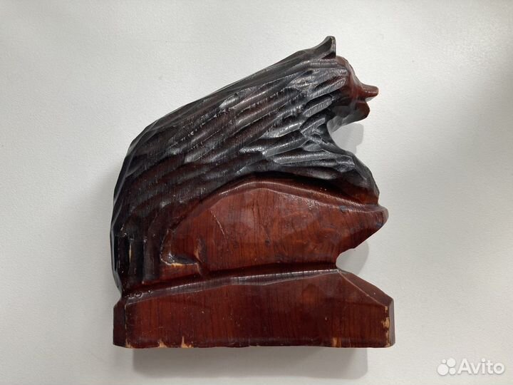 Статуэтка медведьна сколе(дерево)ссср