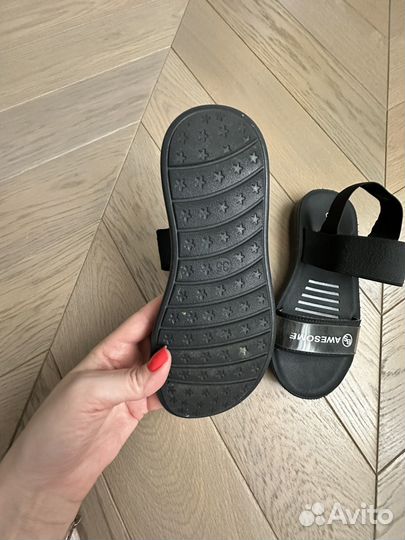 Сандалии Betsy