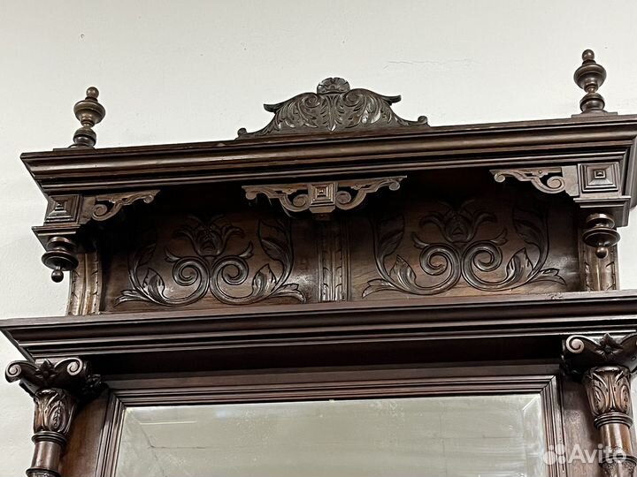 Антикварное зеркало