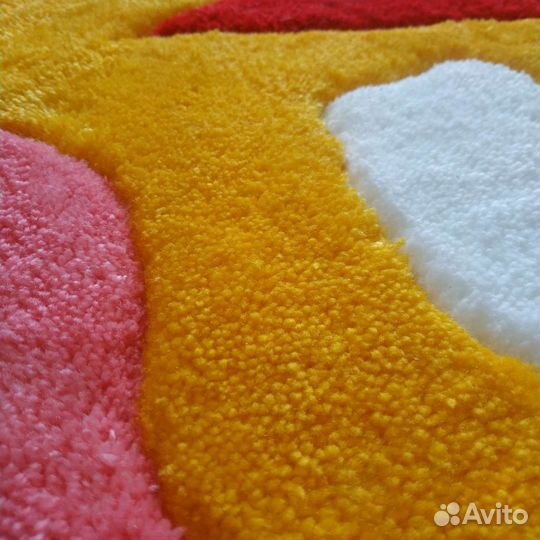 Ковер ручной работы тафтинг