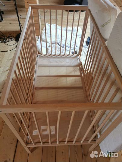 Кроватка икеа сниглар 120х60 с матрасом