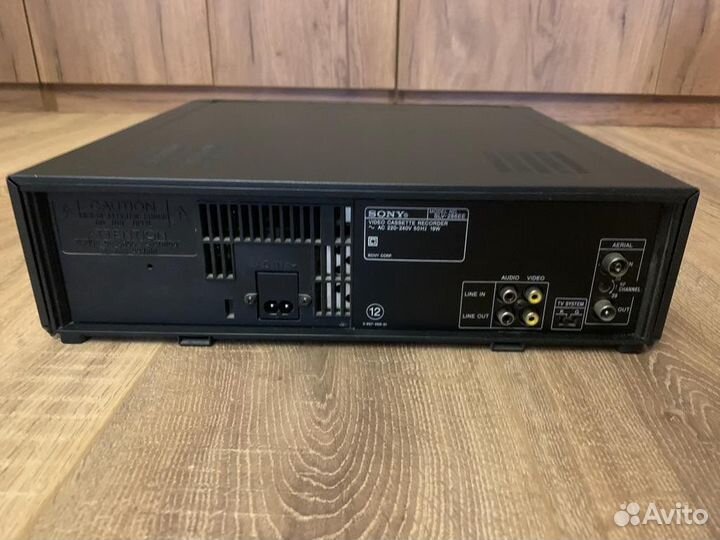 Видеомагнитофон SLV-286EE