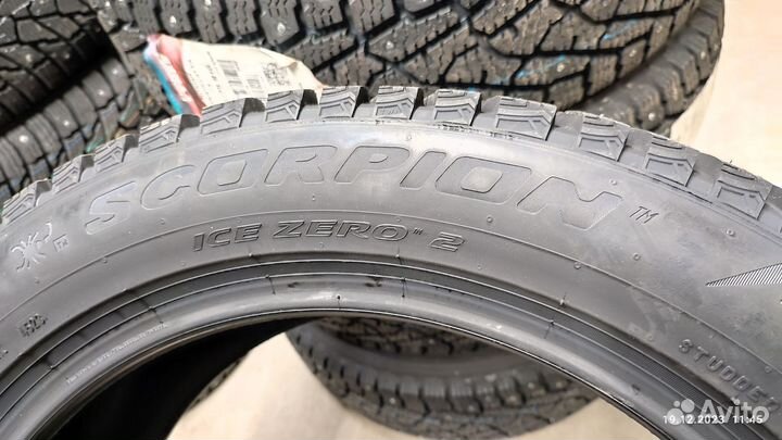 Pirelli Scorpion Ice Zero 2 285/45 R22 114