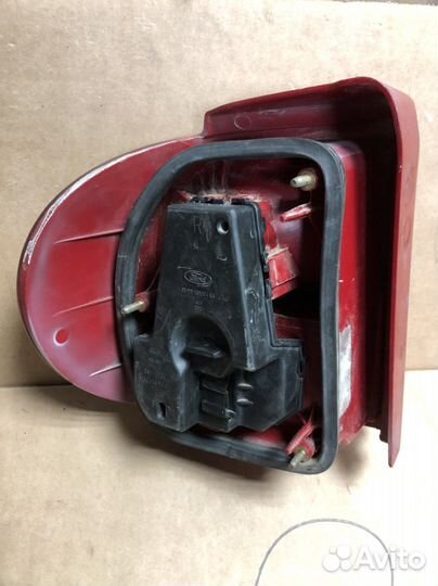 Фонарь задний правый Ford Galaxy 1