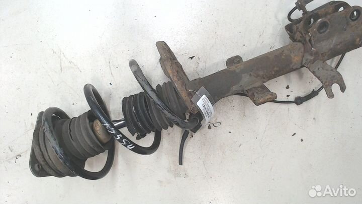 Амортизатор подвески левый передний Renault Captur