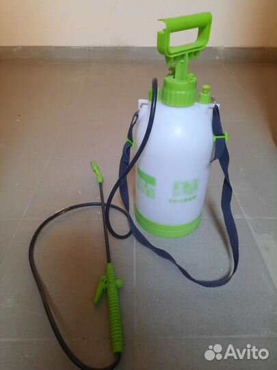 Опрыскиватель садовый