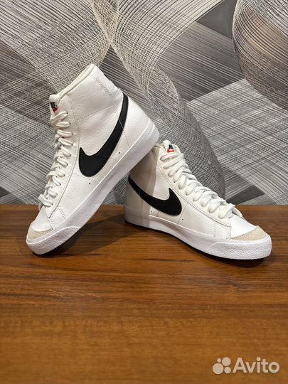 Кроссовки Nike blazer размер 36,5