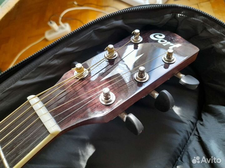 Жесткий Чехол под акустическую гитару