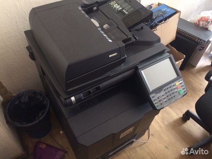 Мфу Kyocera цветная taskalfa 3050ci, формат А3