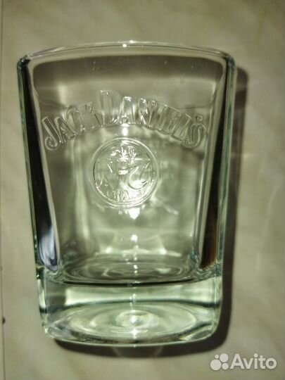 Подарочная коробка с двумя бокалами