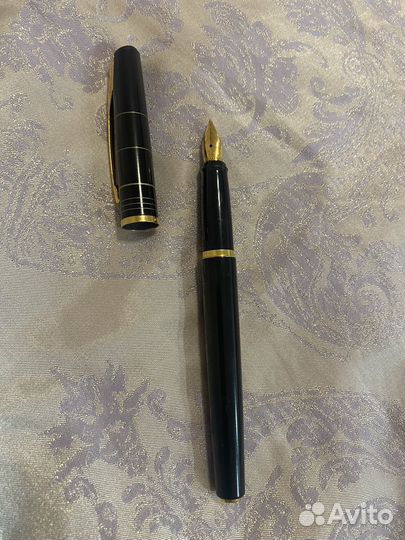 Перьевая ручка Parker Latitude F197