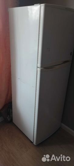 Холодильник LG