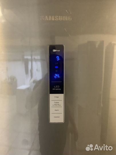 Холодильник samsung