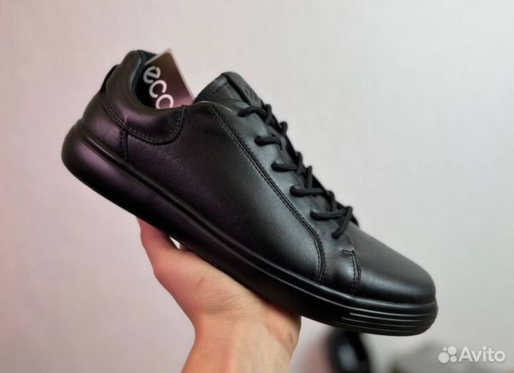Кроссовки Ecco современные