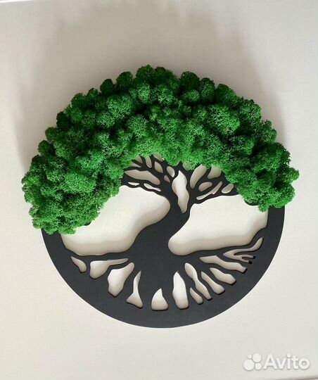 Дерево жизни со стабилизированным мхом