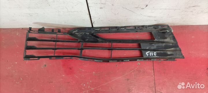 Решетка бампера правая BMW 5 G30