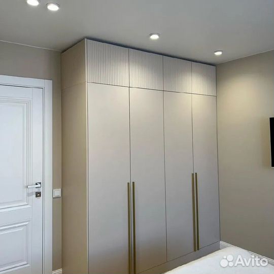 Шкаф навесной