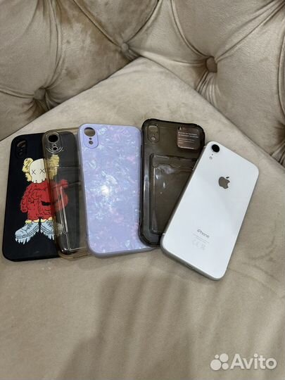 Телефон iPhone хр 64gb