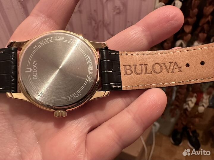 Часы bulova