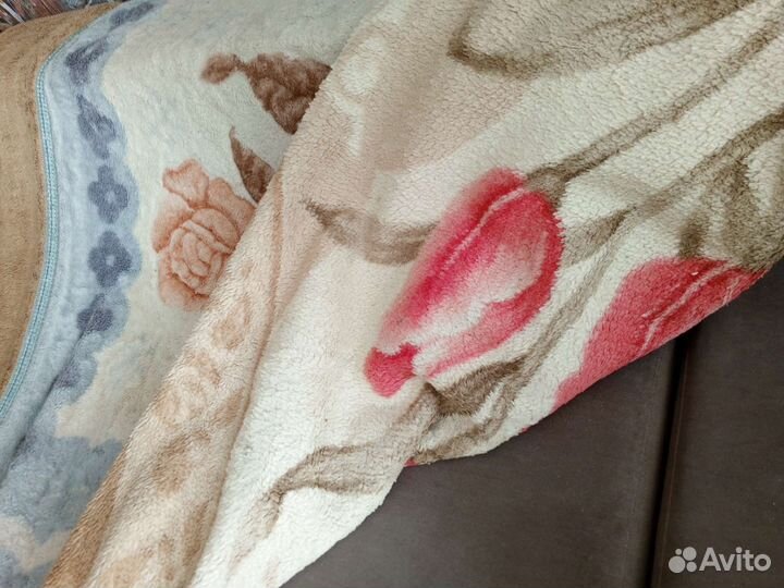 Покрывало на 2 х спальную кровать или диван