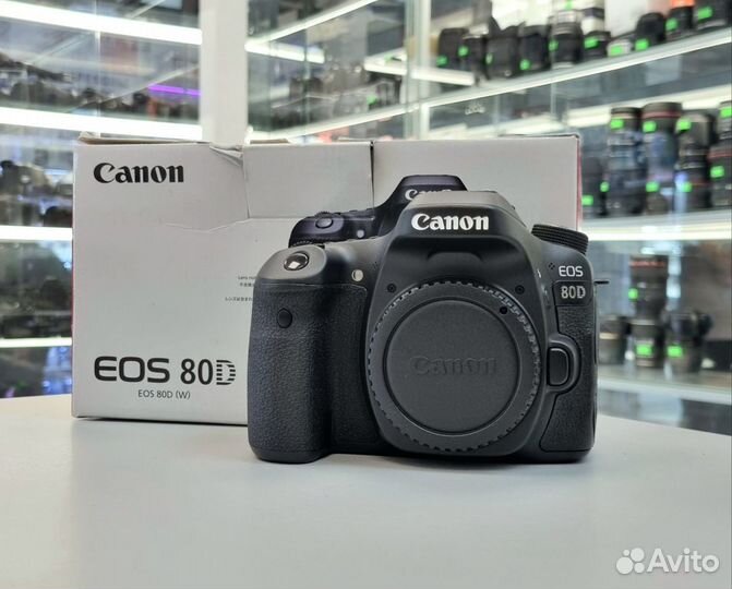 Фотоаппарат Canon EOS 80D body