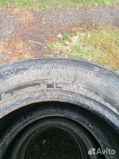 Kumho I'Zen KW22 235/60 R16