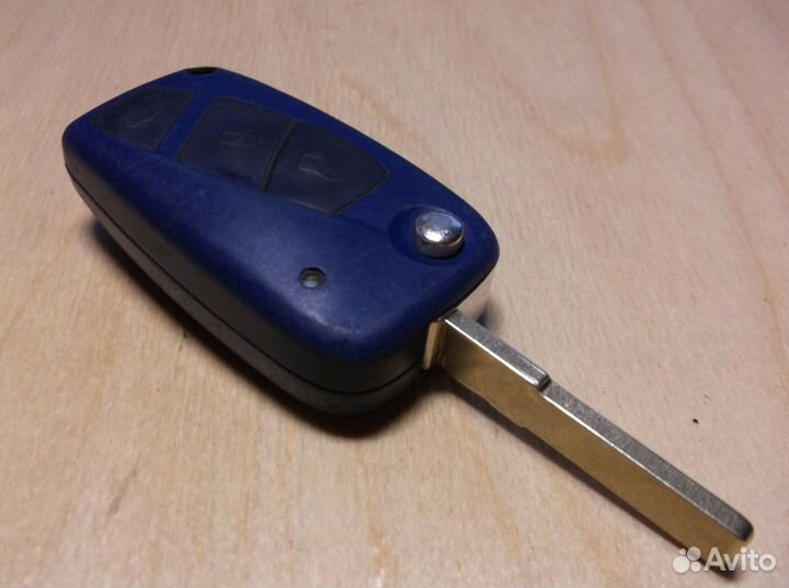 Fiat чип ключ CE0678 zinco 1-120 94V0 55213590003